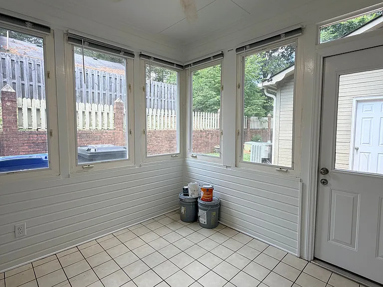351 S Cherry St — Photo 12