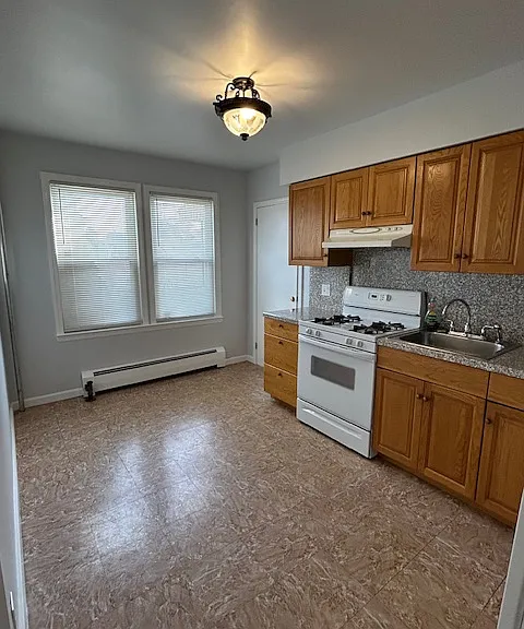 168 Broad St #2 — Photo 9