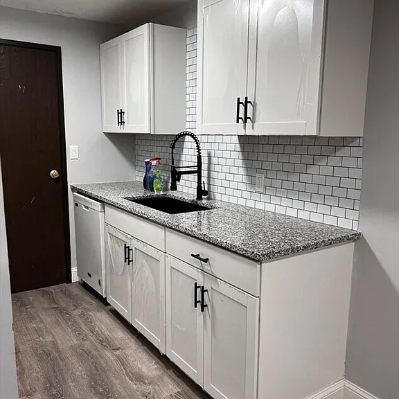 47 Juniper Rd #B3 — Photo 1
