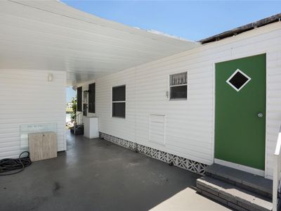 307 White Oak Way, Sarasota, FL, 34237