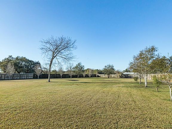 4th image of 4286 Wild Hollow Ln