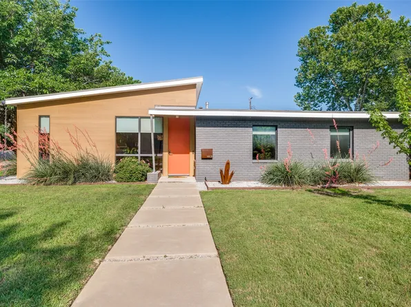 9831 Ontario Ln, Dallas, TX 75220