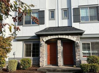 13711 SW Silent Fox Ter, Sherwood, OR