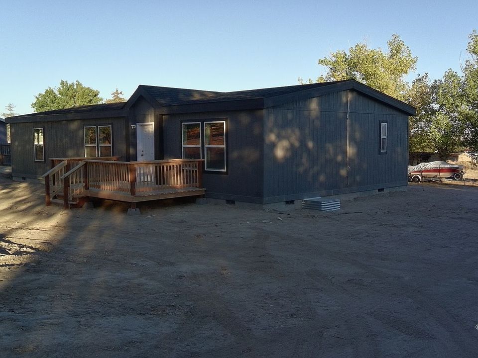1st image of 658 Spring Valley Parkway St