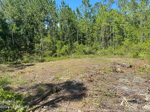 2nd image of 141 PLANTATION Circle