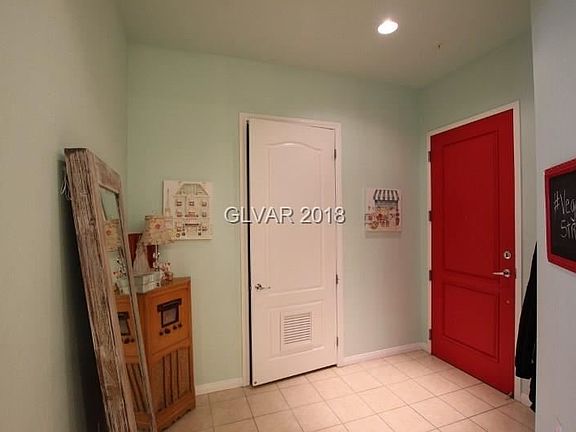 4th image of 32 E Serene Ave Unit 301