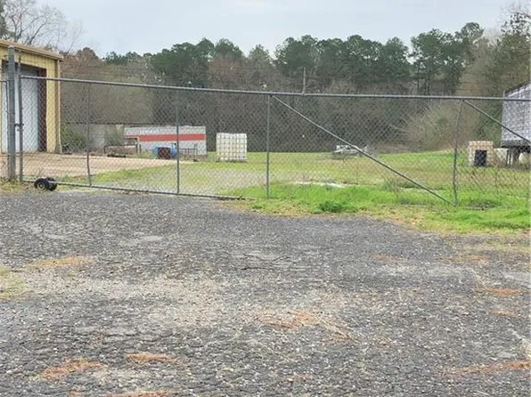 215 Bragg St, Pineville, LA 71360