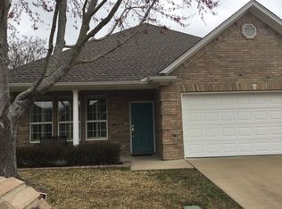 1905 Hollybranch Dr, Tyler, TX 75703