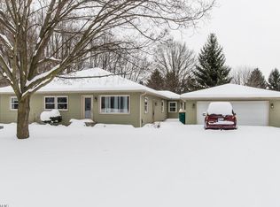 12696 Helmer Rd S, Battle Creek, MI 49015