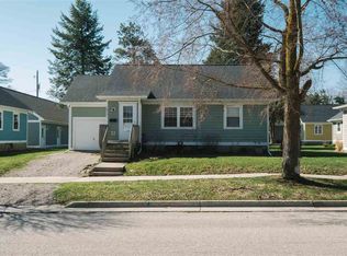 1013 Jefferson Ave, Traverse City, MI 49684