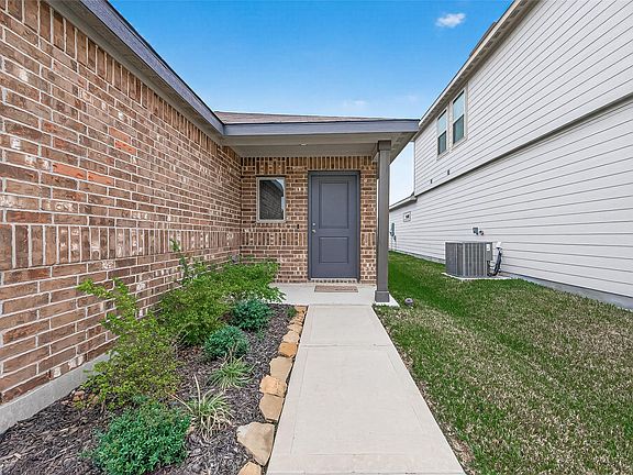 2nd image of 21226 Memorial Vista Dr