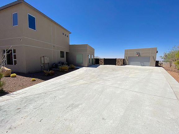 3rd image of 1413 Via Quijano Ln
