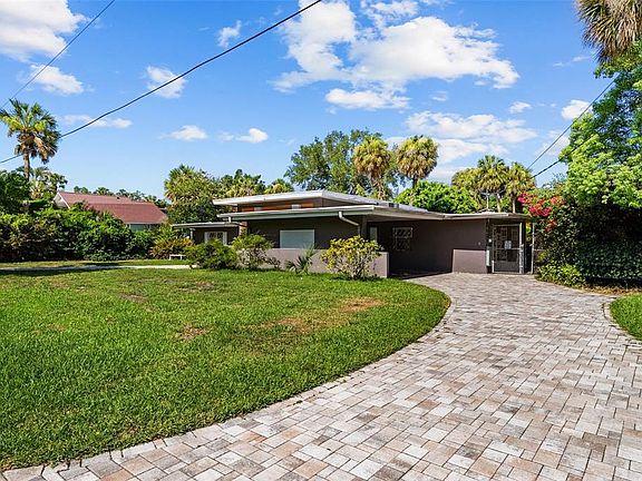 2nd image of 211 S SHORE CREST DRIVE