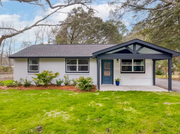 1572 Castlewick Ave, Johns Island, SC 29455