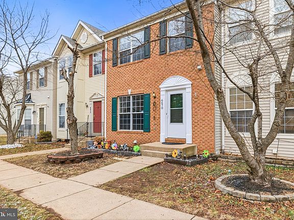 4th image of 6670 Roderick Loop