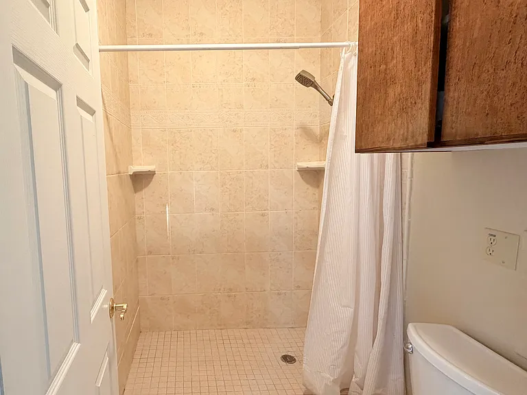 9810 Isabelle Rd — Photo 17
