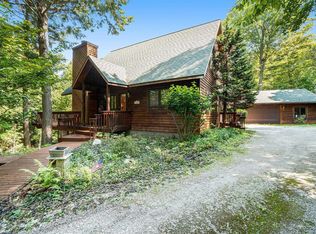 1635 Bellows Ave, Frankfort, MI 49635