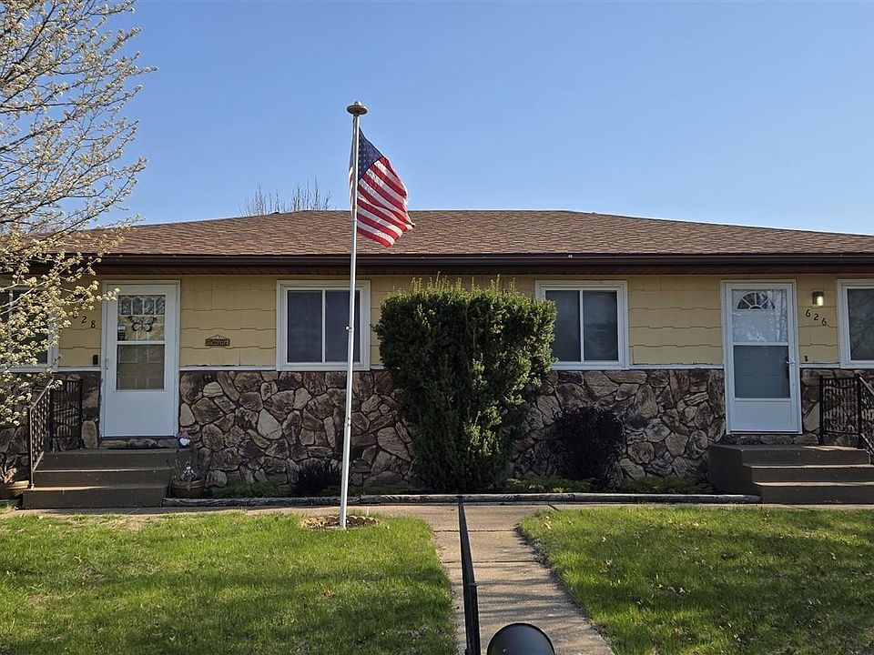 1st image of 626-628 W 61st St