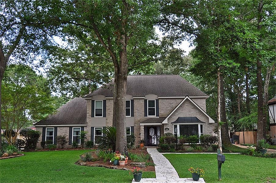 1st image of 3526 Forest Village Dr