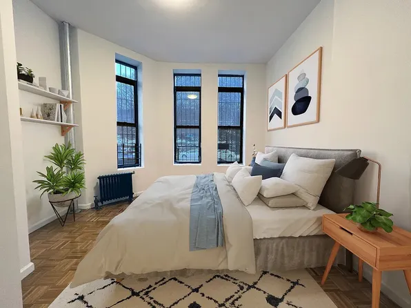 448 Street Nicholas's Avenue image 1 of 5