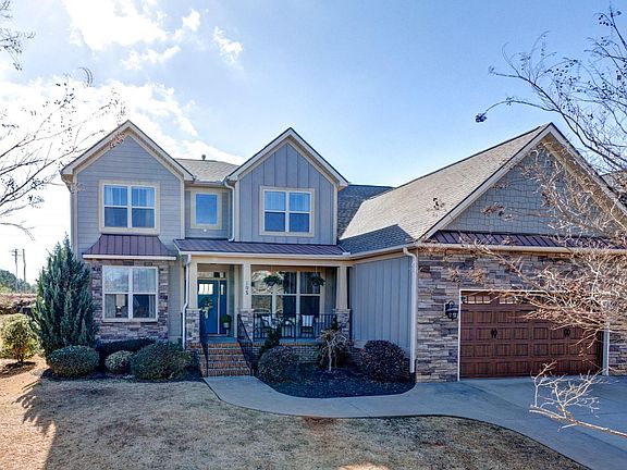 2nd image of 105 Bold Slope Dr
