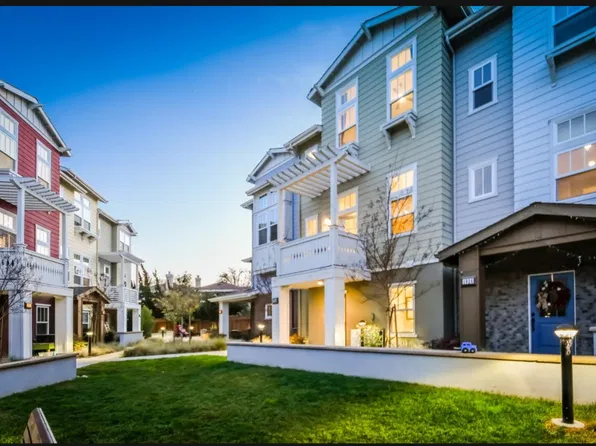 1925 Stella St, Mountain View, CA 94043