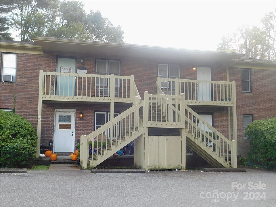 1st image of 380 Corbly Dr APT 11