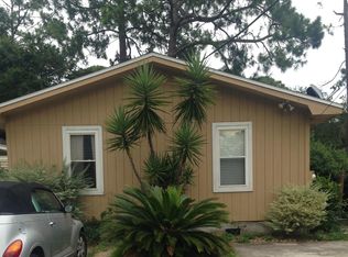 1201 Hibiscus St, Atlantic Beach, FL 32233