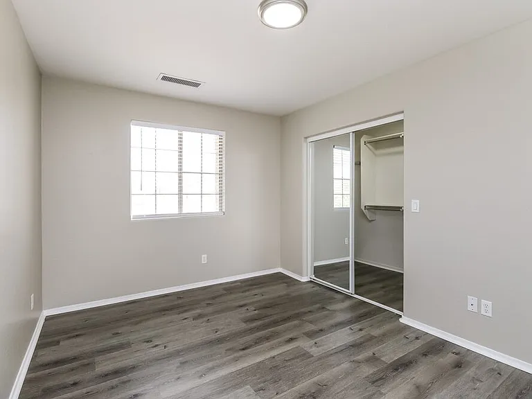 41538 N Salix Dr — Photo 14