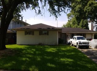 1016 McCall St, Lake Charles, LA 70607