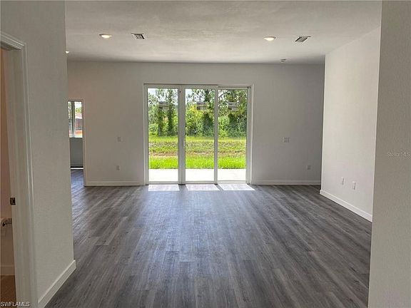 5th image of 762 Anaconda AVE S