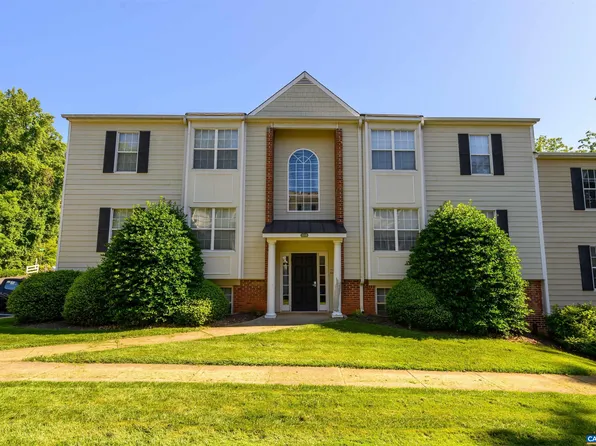 1205 Villa Ln APT B, Charlottesville, VA 22903