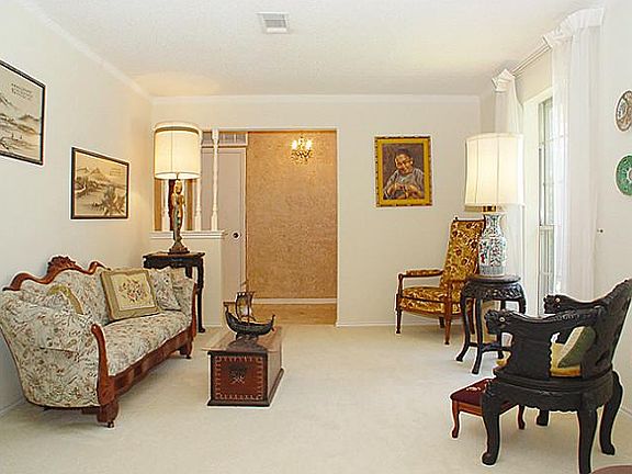 4th image of 7206 Foxworth Dr