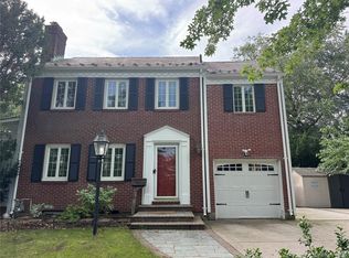 210 Clinton Rd, Garden City, NY 11530