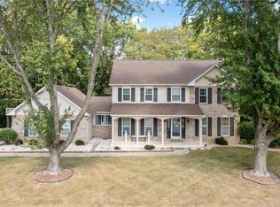 1931 White Birch Ln, Belleville, IL 62226