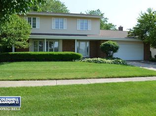 1117 Ridge Rd, Shorewood, IL 60404