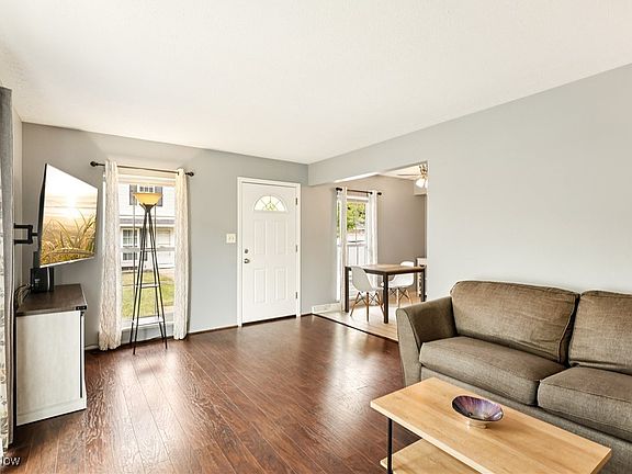 2nd image of 17363 Independence Ct #12C