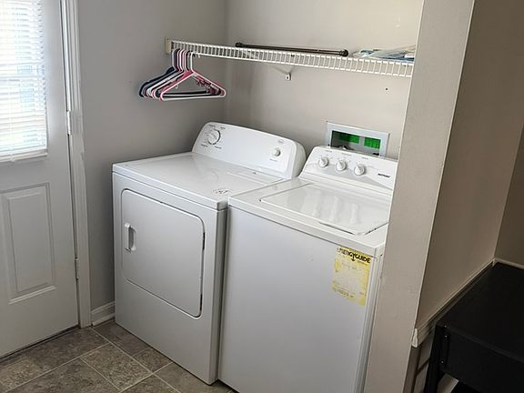 4th image of 108 Evergreen Ct
