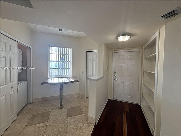 4th image of 3255 NE 184th St APT 12509