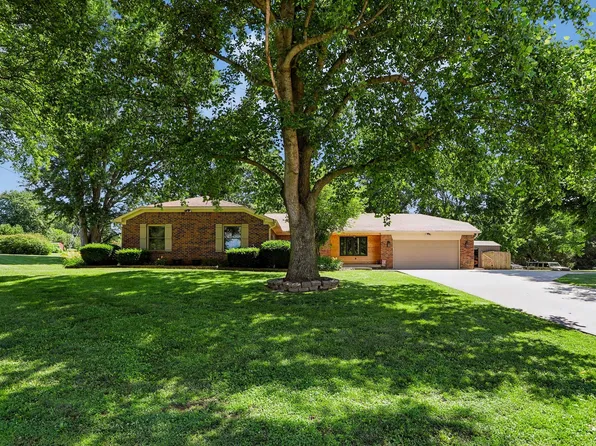 2577 Horizon Blvd, Greenwood, IN 46143