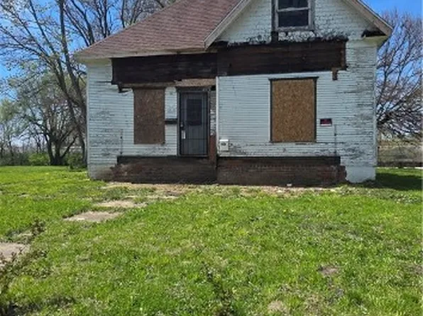 1110 Martin St, Danville, IL 61832