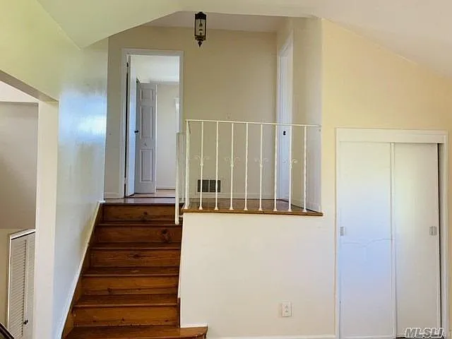 4 Willow Pl — Photo 10