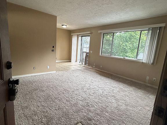 2nd image of 1226 NW Couch St #1226