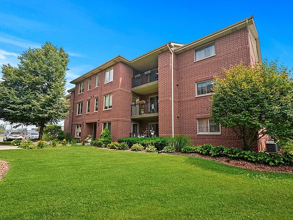 4th image of 11110 E Cove Cir Unit 1B