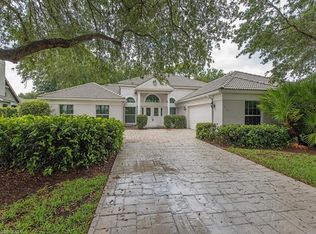 812 Tallow Tree Ct, Naples, FL 34108