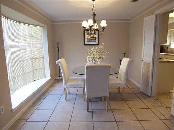 5th image of 15727 Echo Canyon Dr