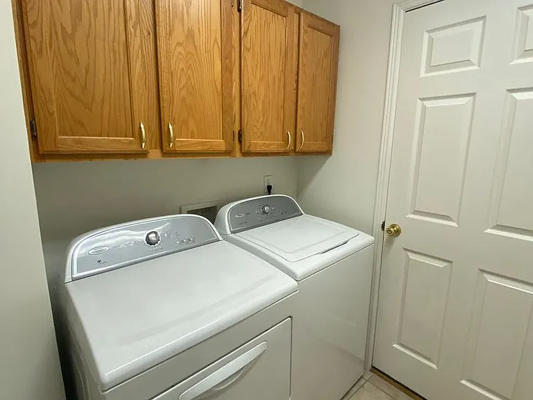 4227 Nola Loop Rd #B — Photo 6
