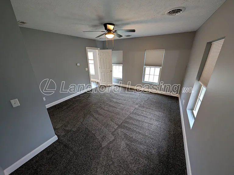 9005 Murray Ridge Rd — Photo 16