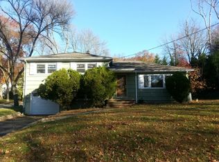 413 William St, Ridgewood, NJ 07450