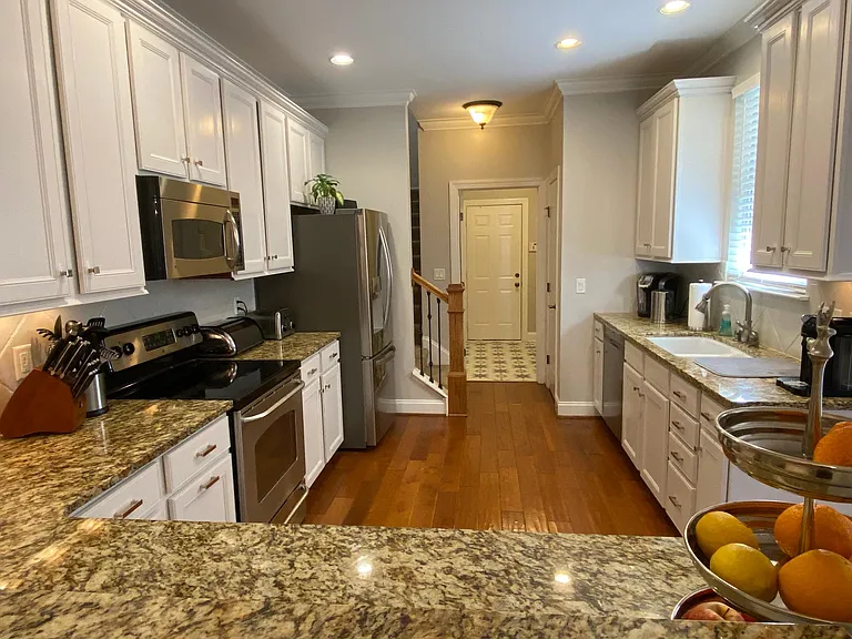 136 Pennystone Cir #136 — Photo 9